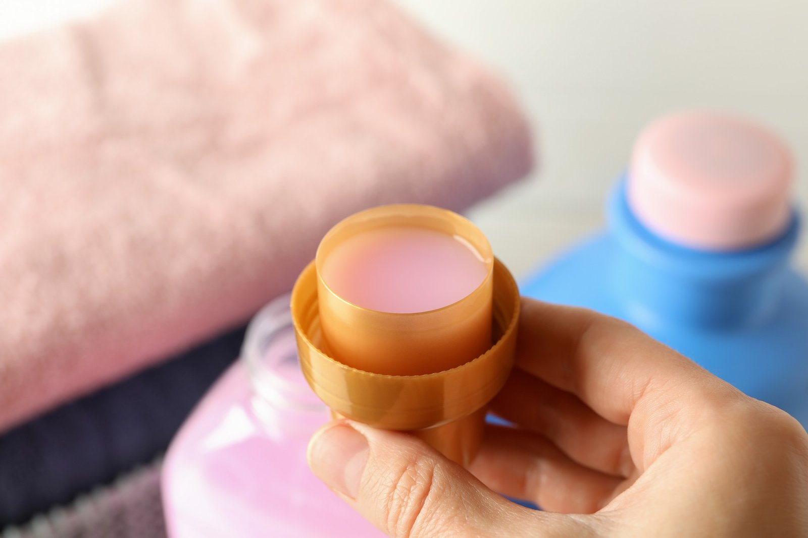 Weichspüler bei Polyester – erlaubt oder schädlich?